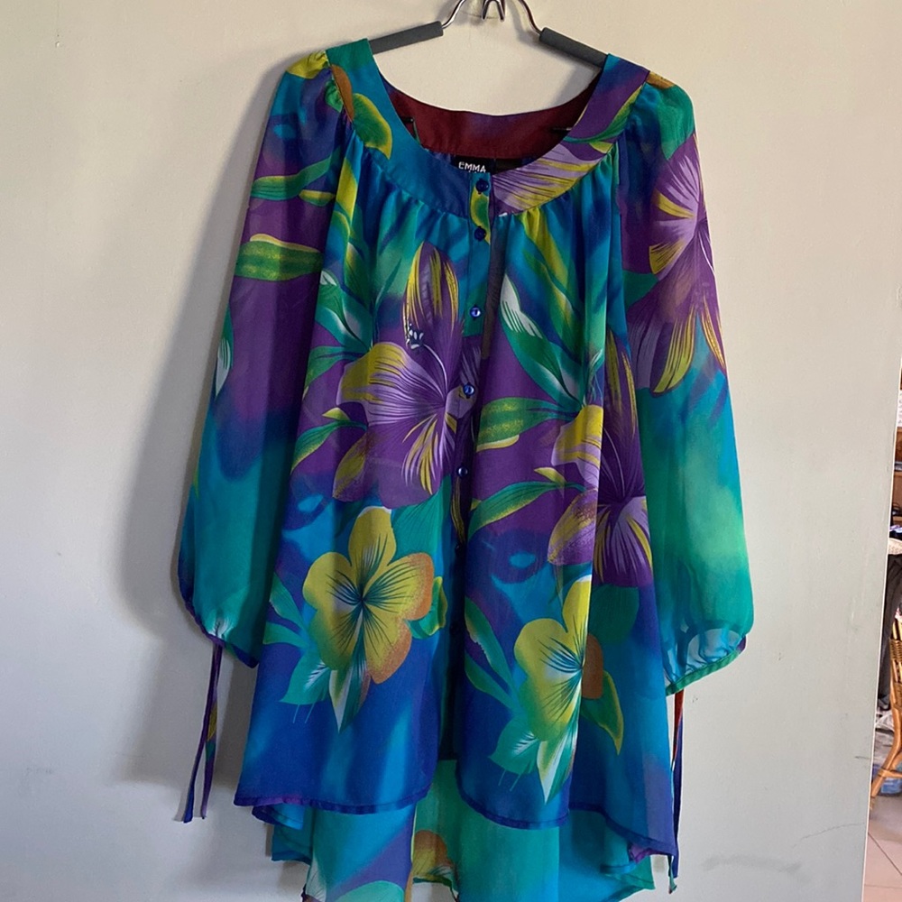 Emma k size 3X sheer top